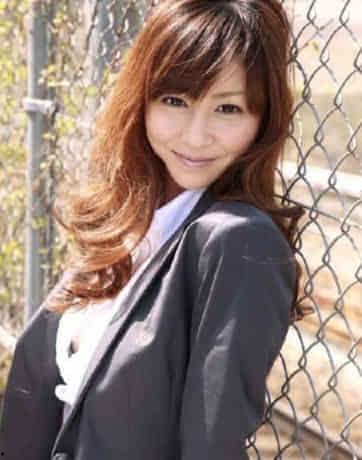 日本圈内人爆料女星,女星真实身份揭秘